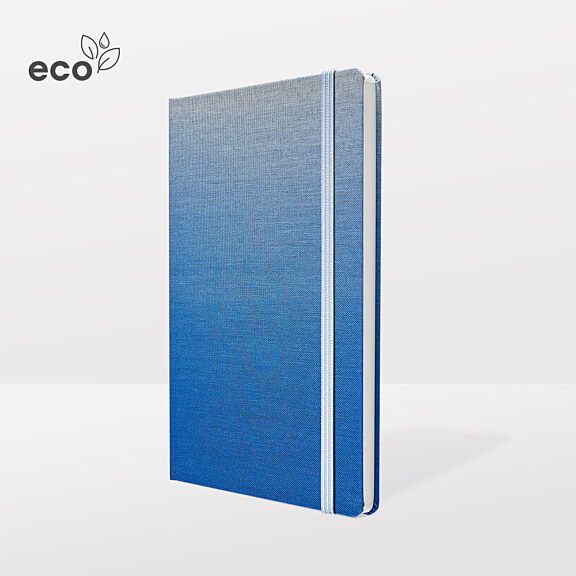 Blaues Notizbuch mit Farbverlauf und silbernem Band und 'eco' Qualitätssiegel mit Blättern