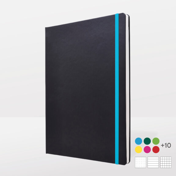 Schwarzes Notizbuch A4 mit blauem Band, daneben Farbauswahl-Icons mit +10 Farbhinweisen